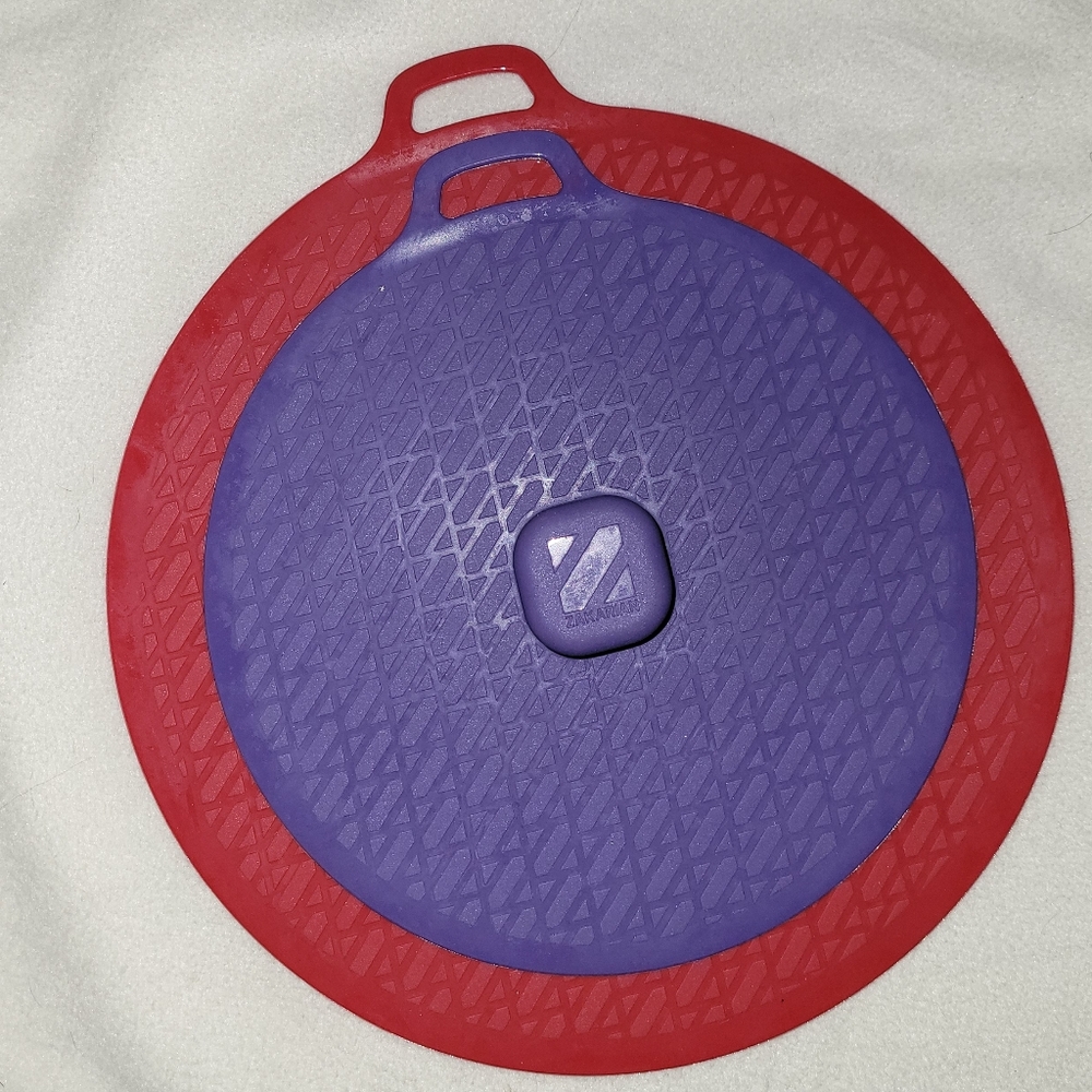 Geoffrey Zakarian 2-Piece Multi-Purpose Silicone Lids Purple 8" & Red 10"